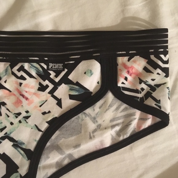 NWT Pink Victoria’s Secret - Picture 2 of 5